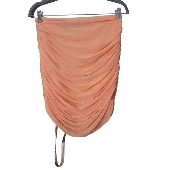 House of CB Peach Aubrey Gathered Mesh Mini Skirt NWT - Picture 2 of 10